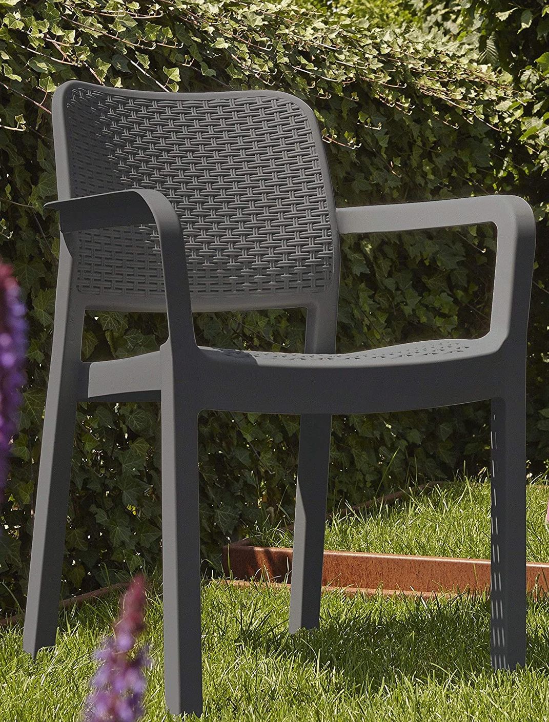 пластиковые садовые стулья для дачи